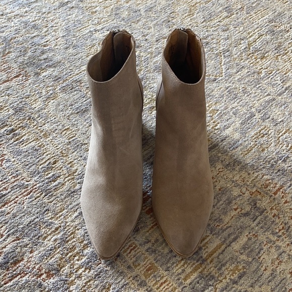 Steve Madden Ankle Boots in Taupe Suede - Picture 2 of 6